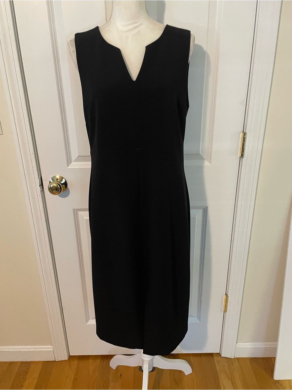 Molly Bracken Black V-Notch Sleeveless Midi Dress